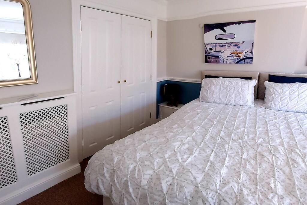 Beautifully Appointed, Period Seaside Apartment Folkestone Bagian luar foto